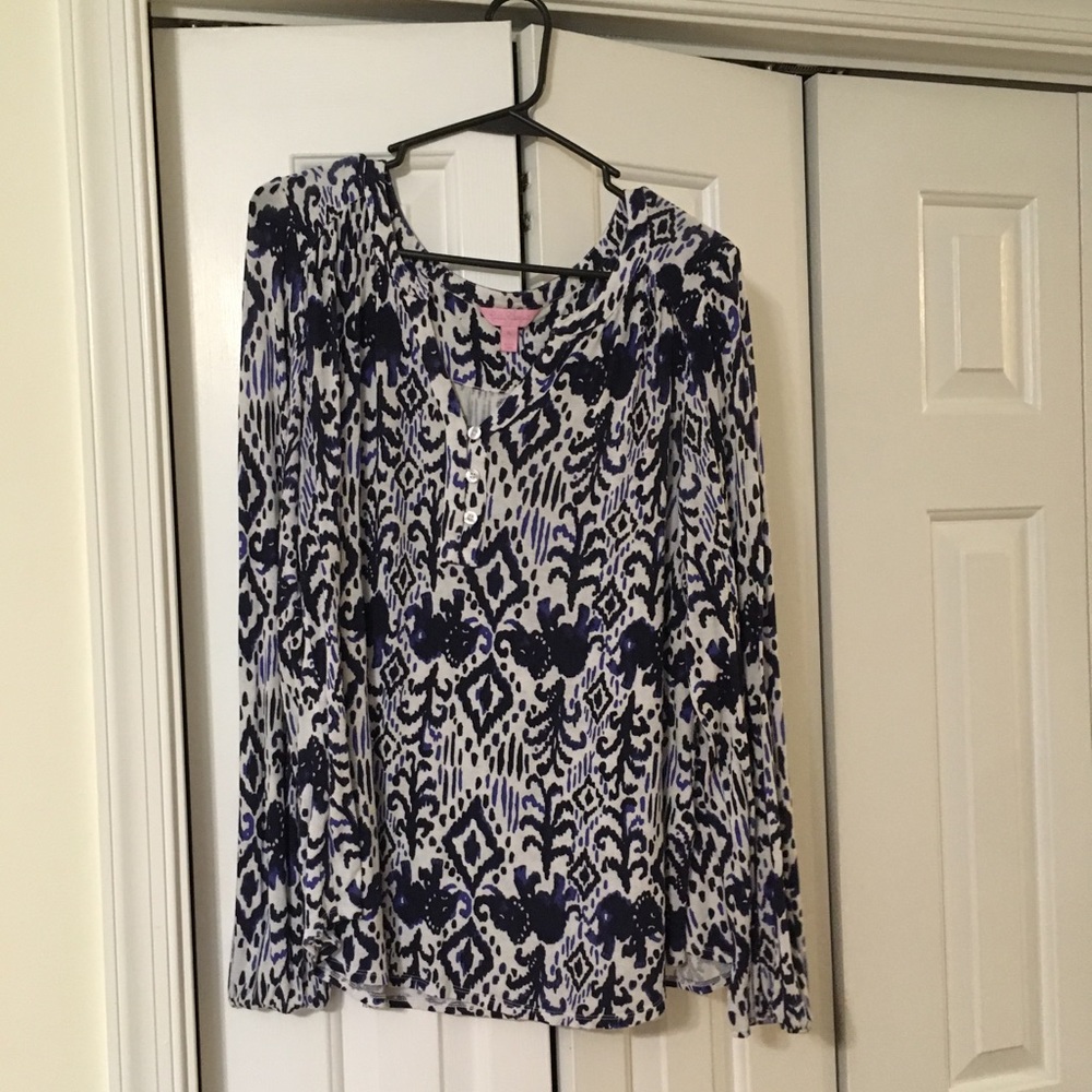 Lilly top